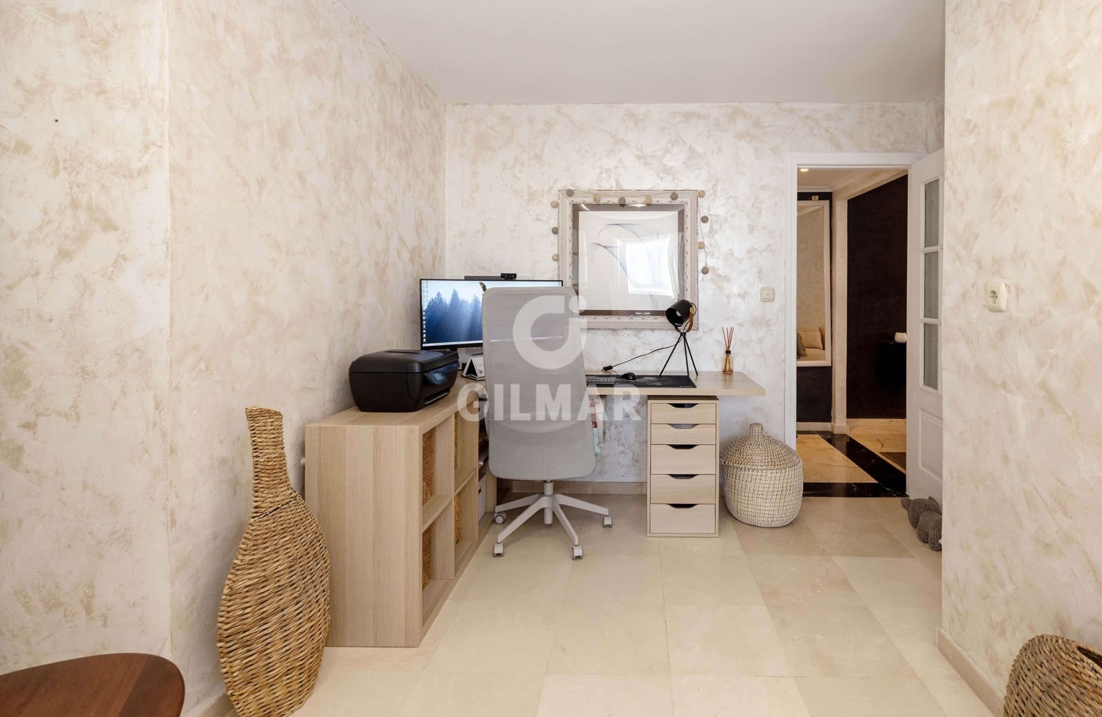 3 Zimmer Wohnung zu verkaufen in Marbella mit Pool - 600.000 € (Ref: 9715681)