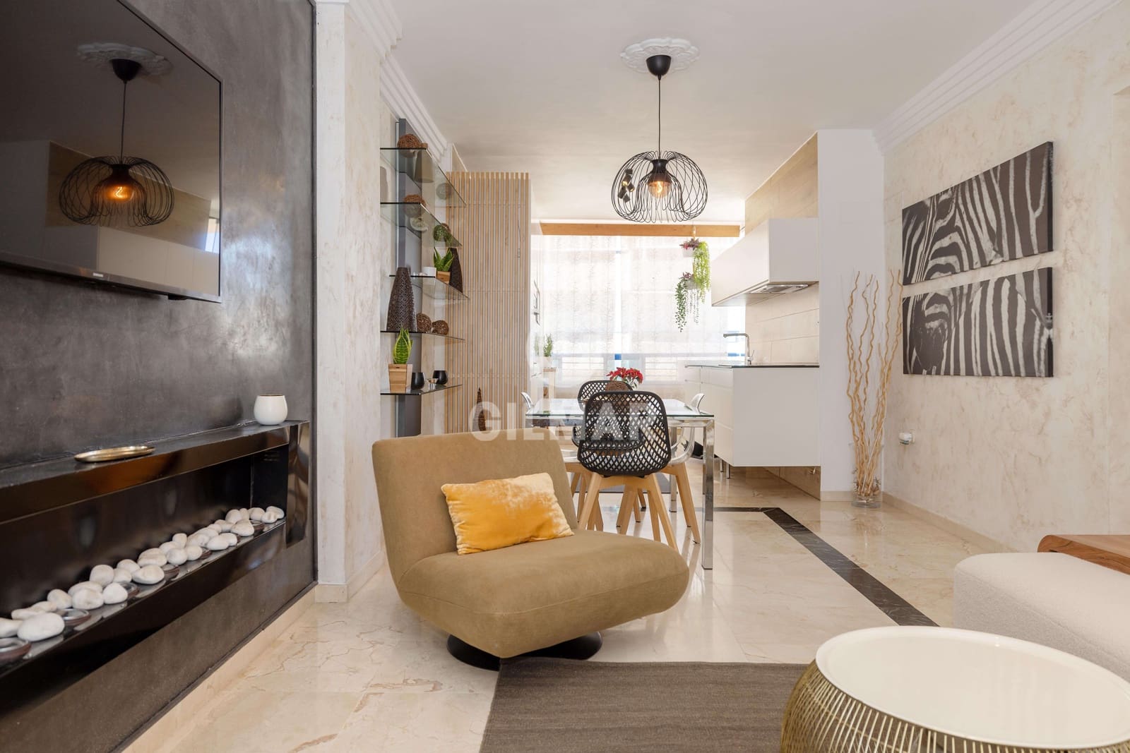 3 Zimmer Wohnung zu verkaufen in Marbella mit Pool - 600.000 € (Ref: 9715681)