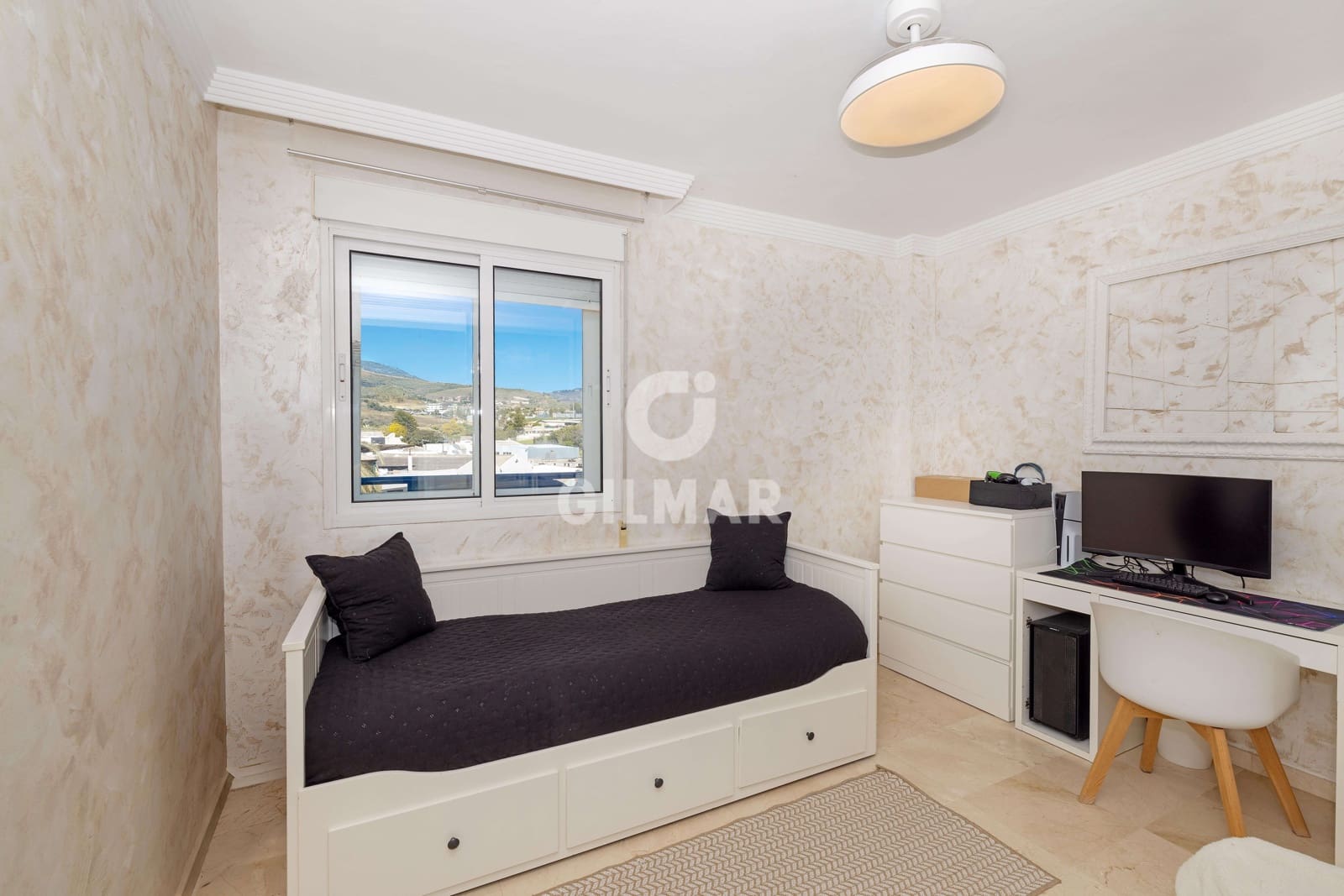 3 Zimmer Wohnung zu verkaufen in Marbella mit Pool - 600.000 € (Ref: 9715681)