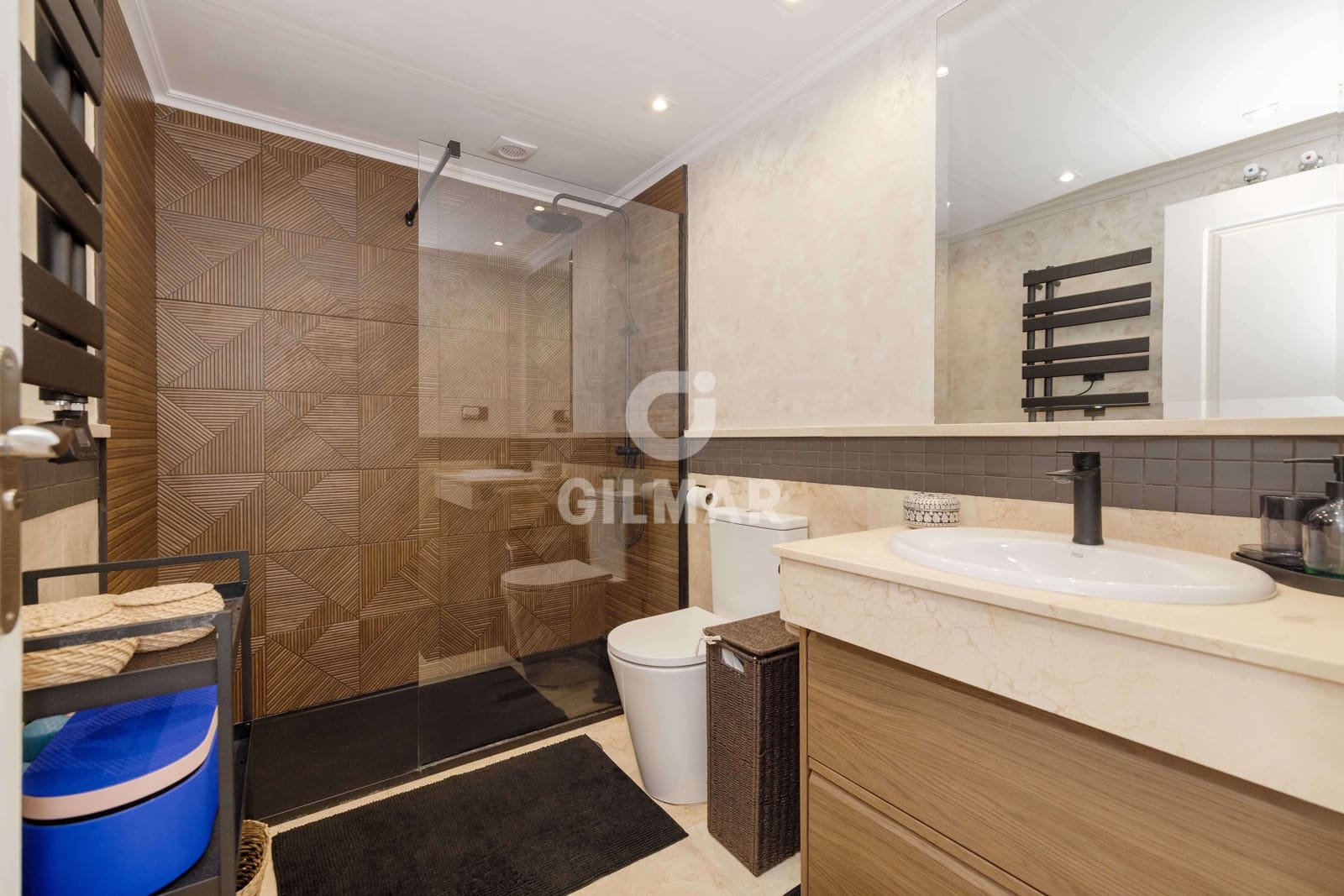 3 Zimmer Wohnung zu verkaufen in Marbella mit Pool - 600.000 € (Ref: 9715681)