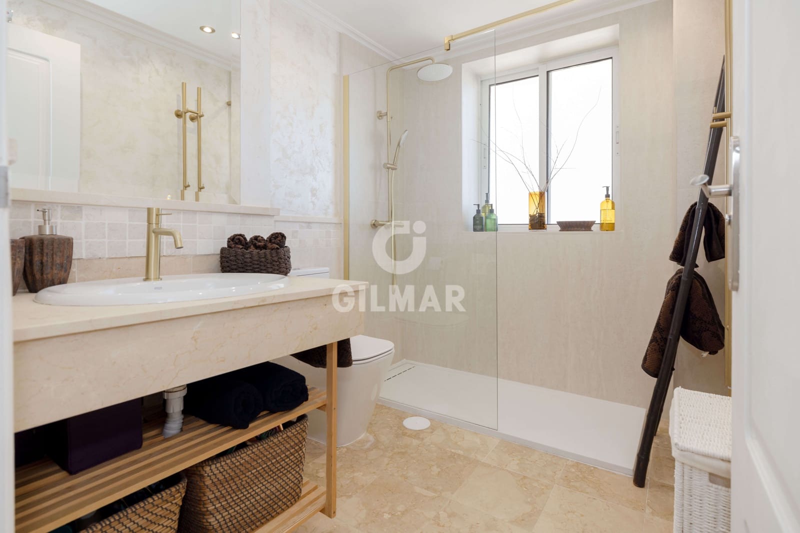 3 Zimmer Wohnung zu verkaufen in Marbella mit Pool - 600.000 € (Ref: 9715681)