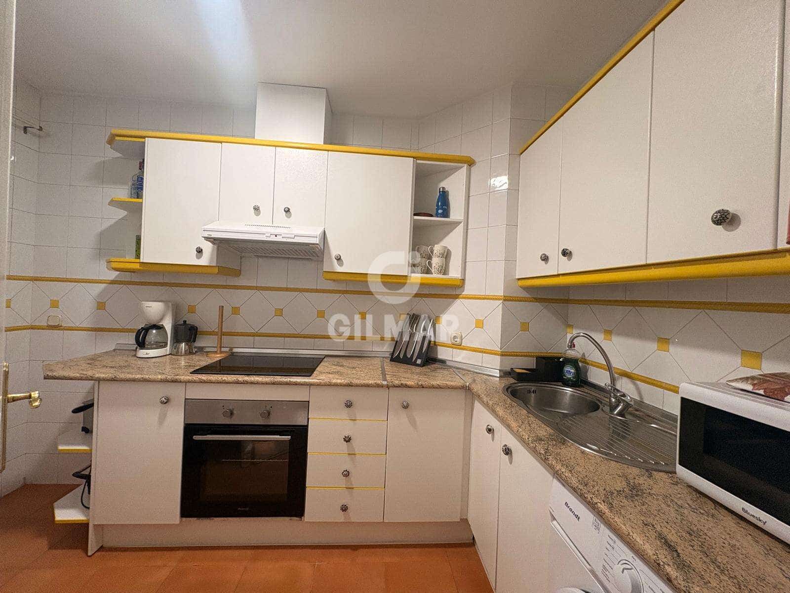 2 bedroom Flat for sale in Estepona - € 625,000 (Ref: 9720730)