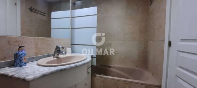 2 slaapkamer Flat te koop in Centro, Estepona - € 625.000 (Ref: 9720730)