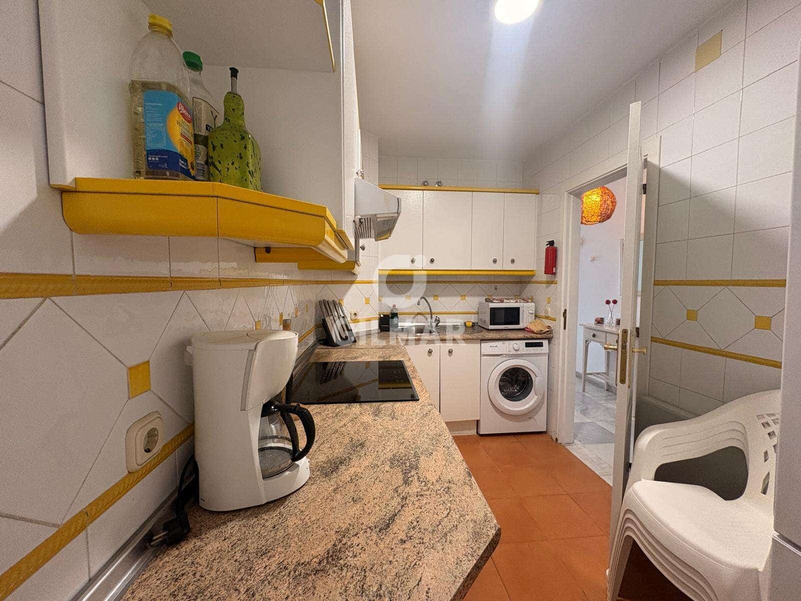 2 bedroom Flat for sale in Estepona - € 625,000 (Ref: 9720730)