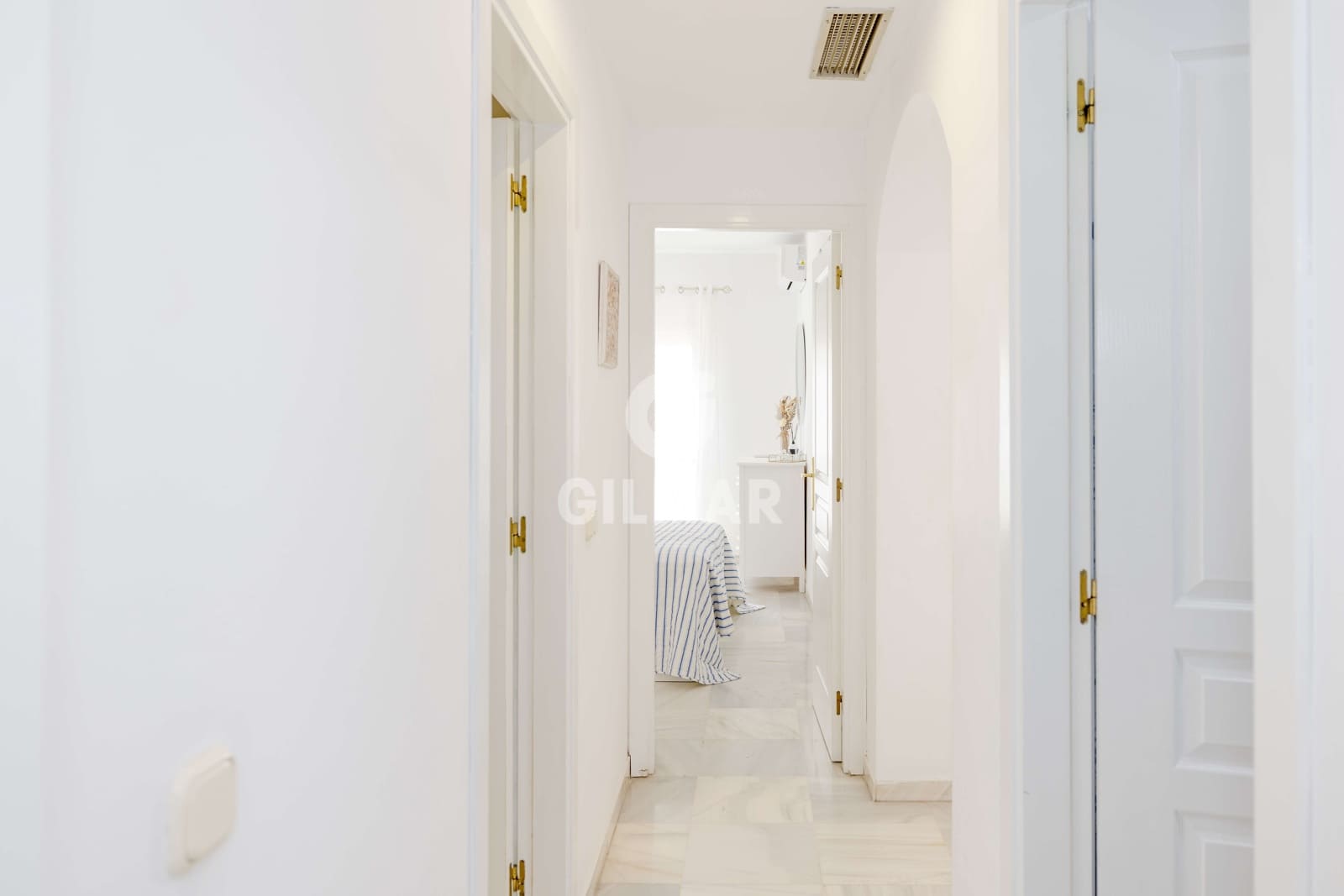 2 bedroom Flat for sale in Estepona - € 625,000 (Ref: 9720730)