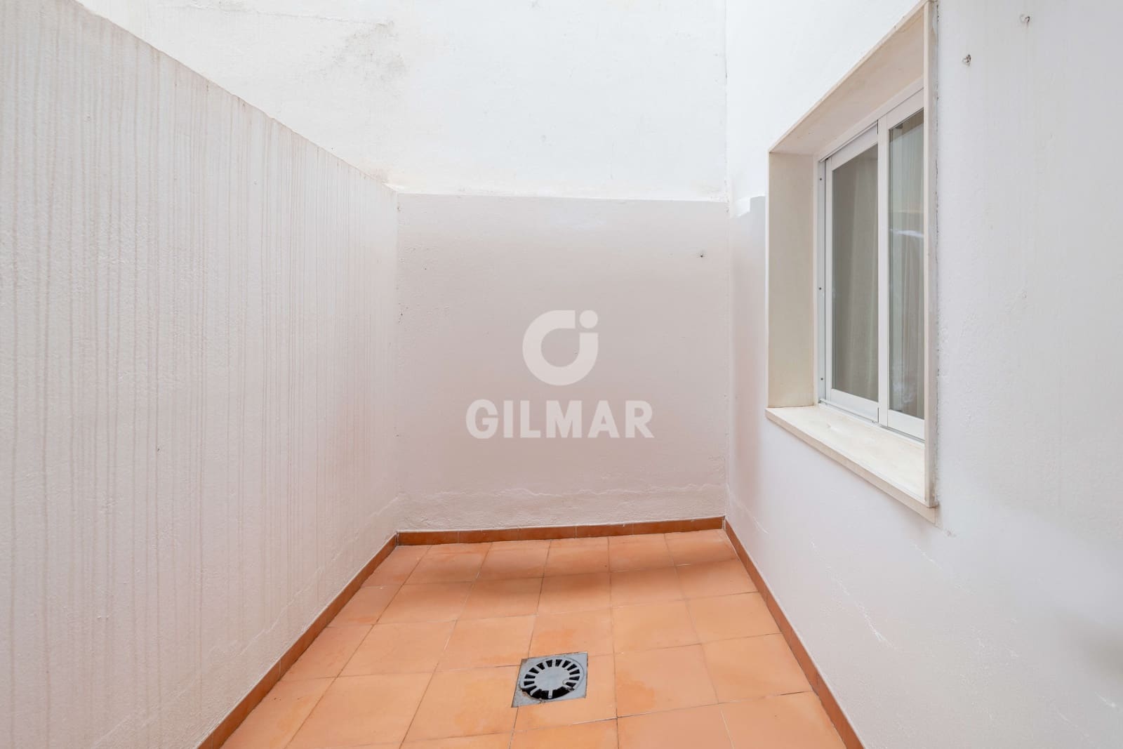 2 bedroom Flat for sale in Estepona - € 625,000 (Ref: 9720730)