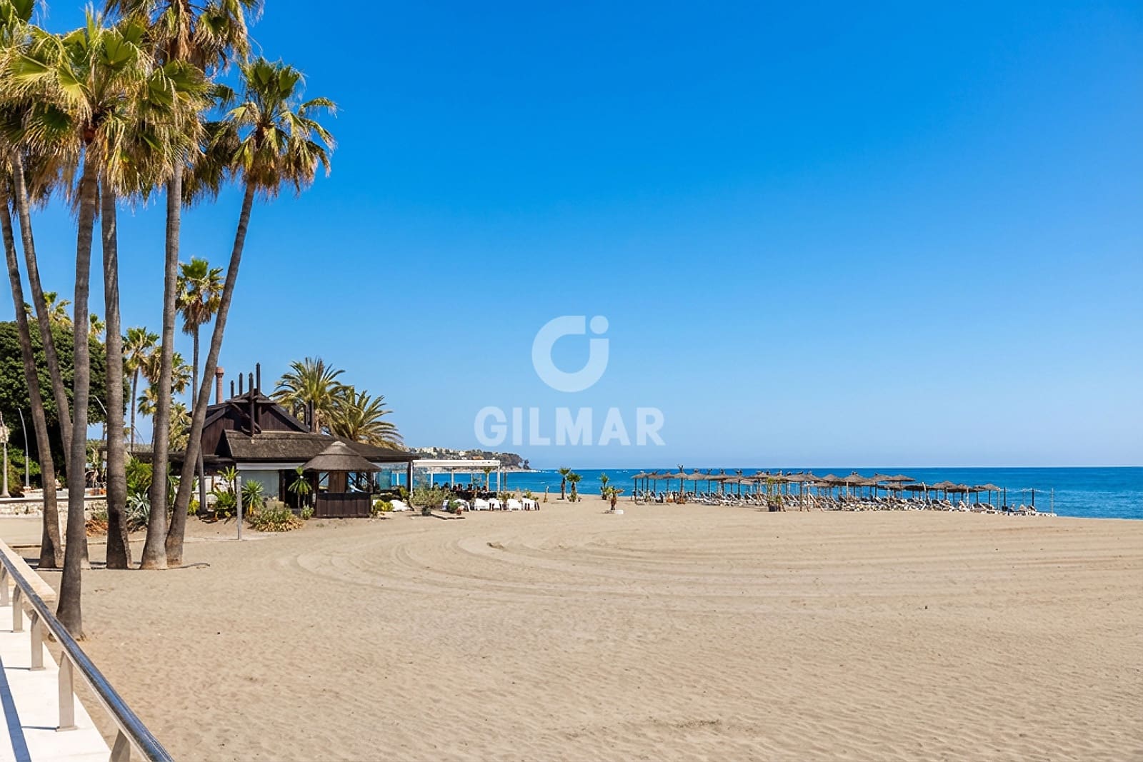 2 bedroom Flat for sale in Estepona - € 625,000 (Ref: 9720730)