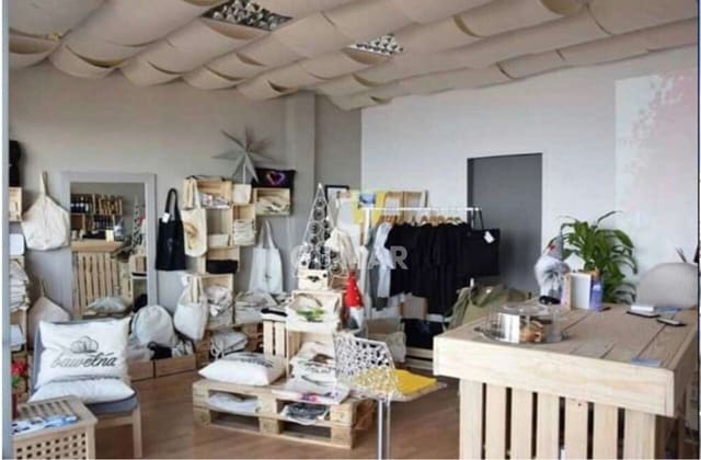 Erhverv til salg i Puerto Santiago, Santiago del Teide - € 150.000 (Ref: 9725017)