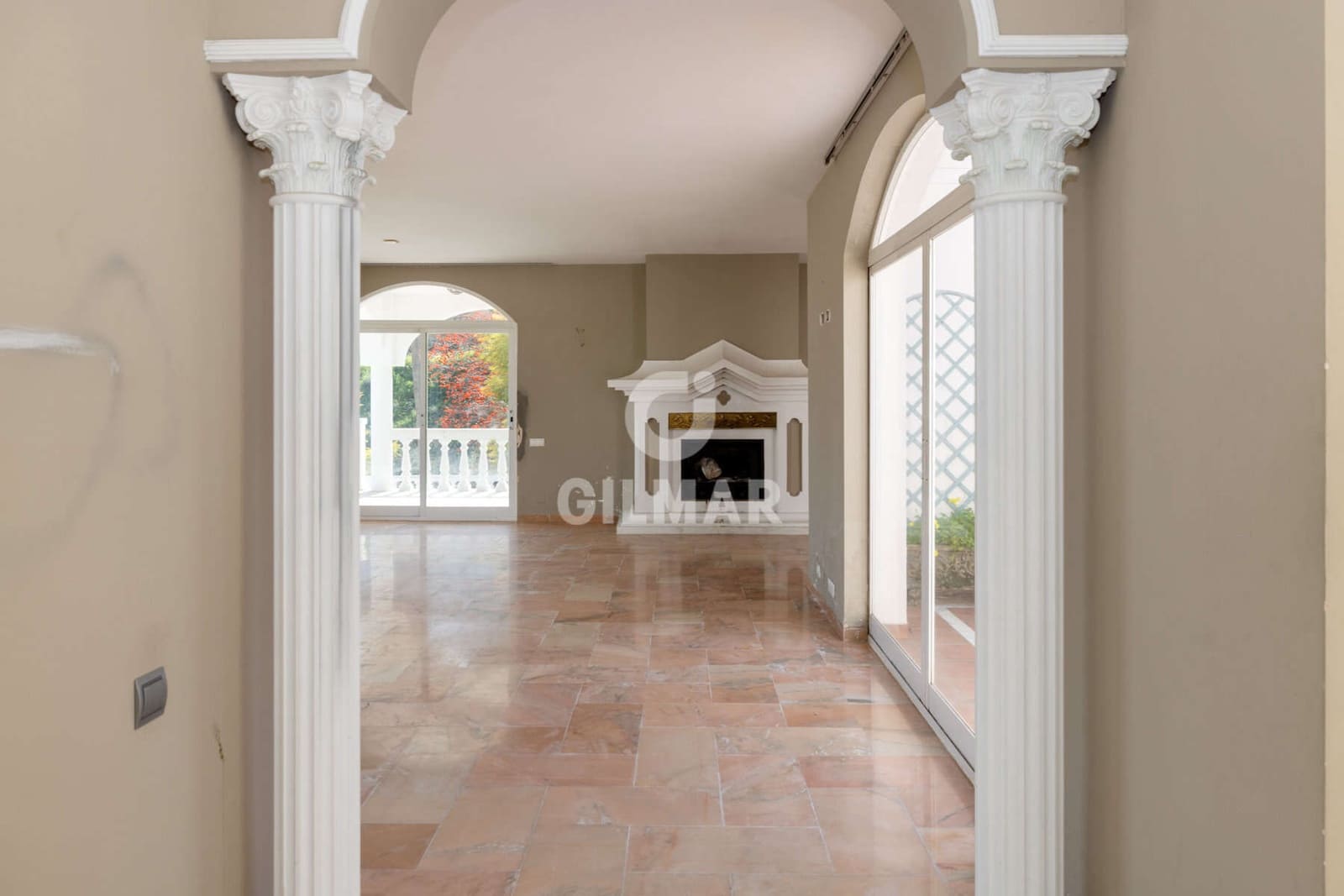 4 sypialnia Willa na sprzedaż w Benahavis z basenem garażem - 1 700 000 € (Ref: 9725018)