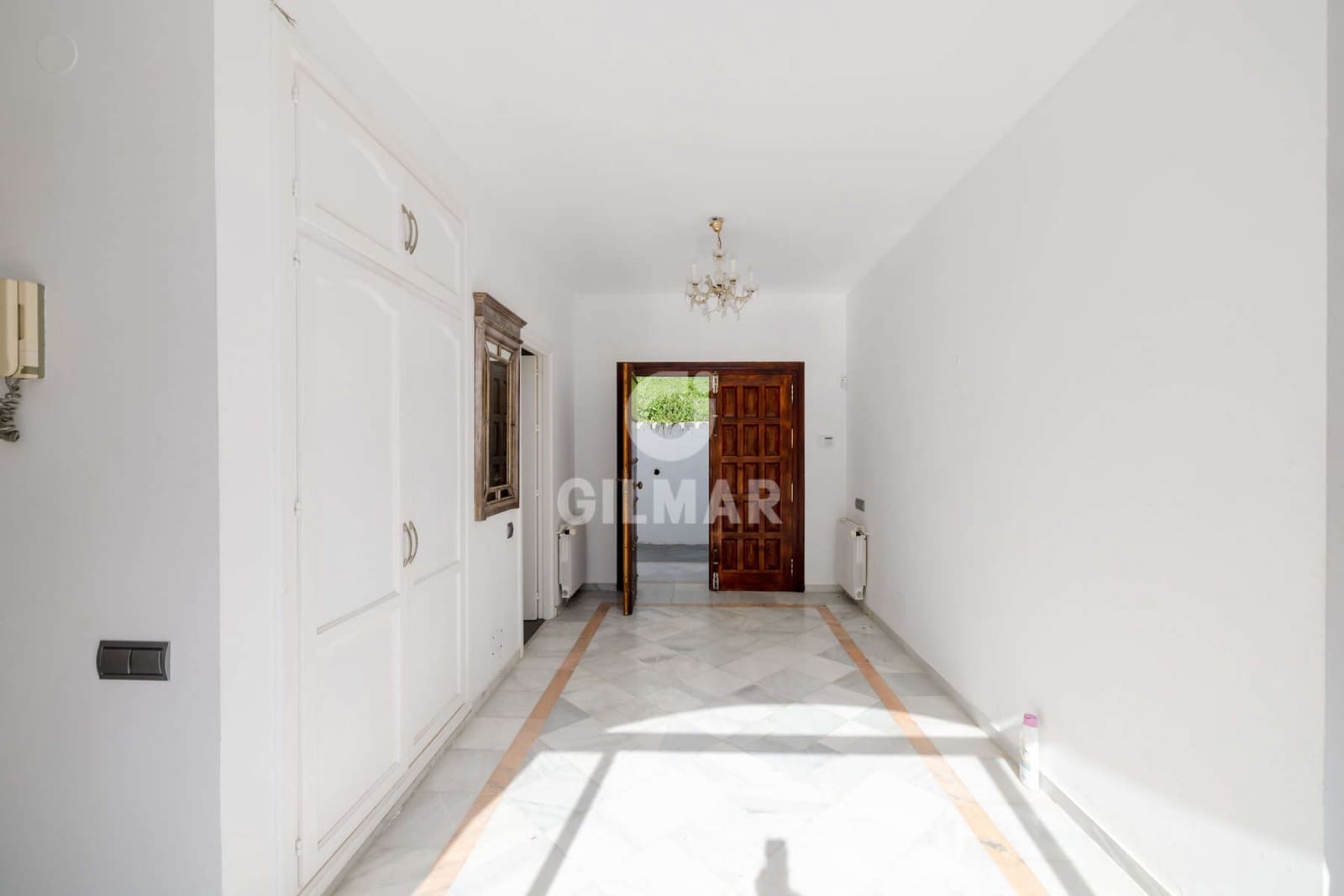 4 sypialnia Willa na sprzedaż w Benahavis z basenem garażem - 1 700 000 € (Ref: 9725018)