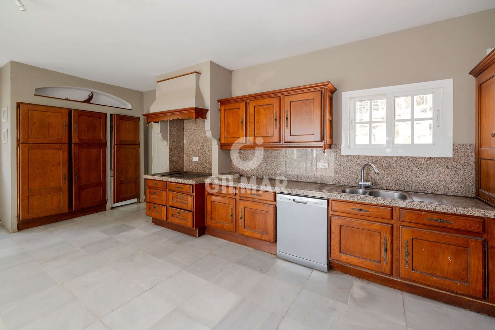 4 sypialnia Willa na sprzedaż w Benahavis z basenem garażem - 1 700 000 € (Ref: 9725018)