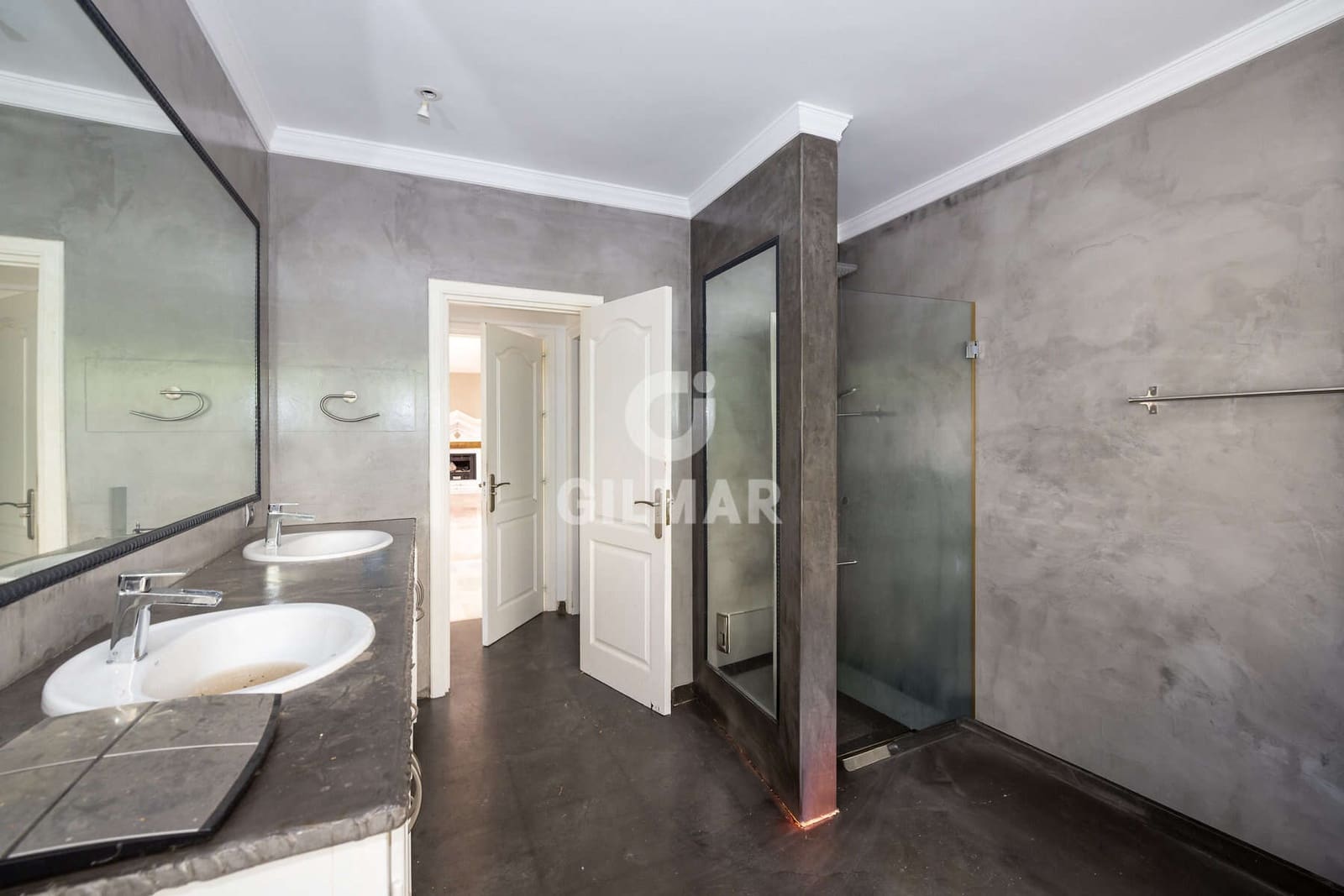 4 sypialnia Willa na sprzedaż w Benahavis z basenem garażem - 1 700 000 € (Ref: 9725018)