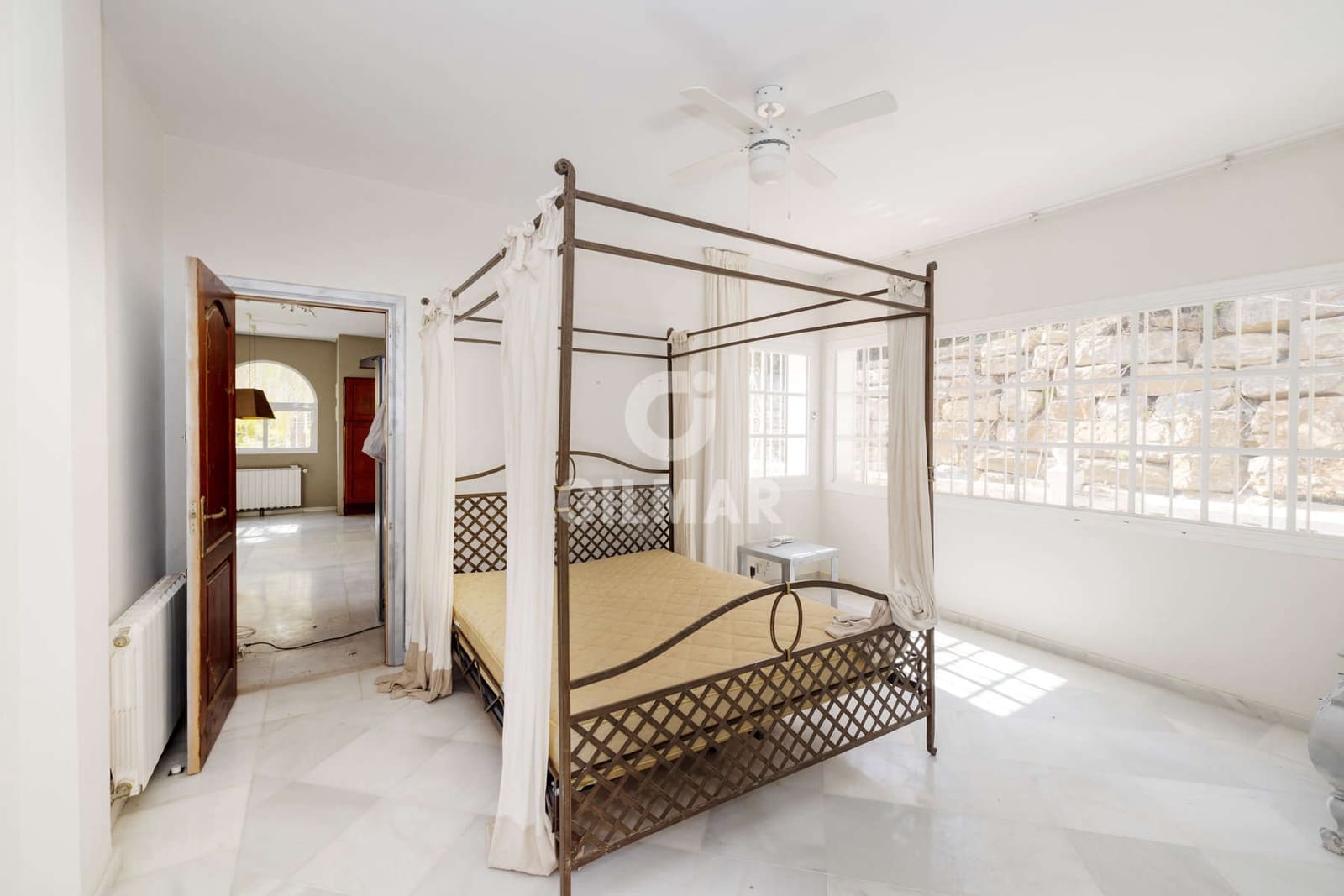 4 sypialnia Willa na sprzedaż w Benahavis z basenem garażem - 1 700 000 € (Ref: 9725018)