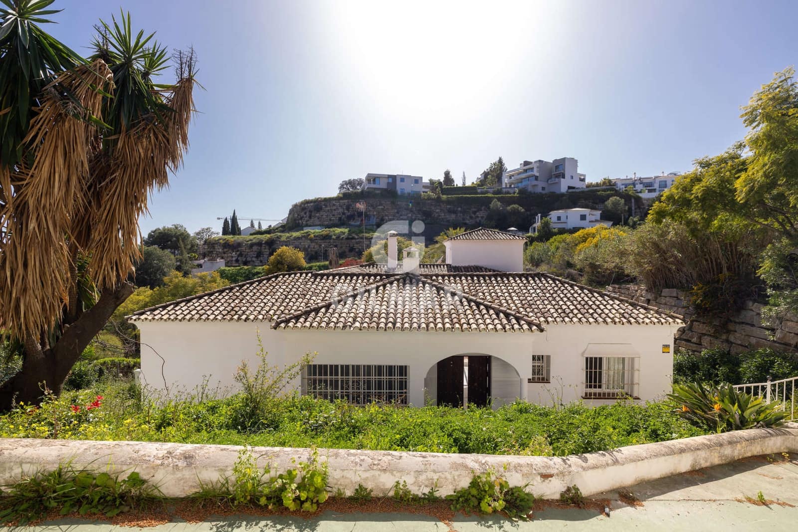 4 sypialnia Willa na sprzedaż w Benahavis z basenem garażem - 1 700 000 € (Ref: 9725018)