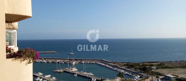 2 camera da letto Attico in vendita in Puerto de Estepona, Estepona con piscina - 625.000 € (Rif: 9726157)