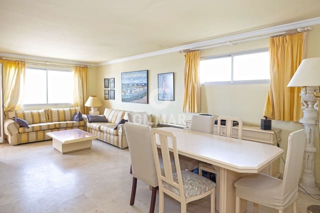 2 sypialnia Penthouse na sprzedaż w Puerto de Estepona, Estepona z basenem - 625 000 € (Ref: 9726157)