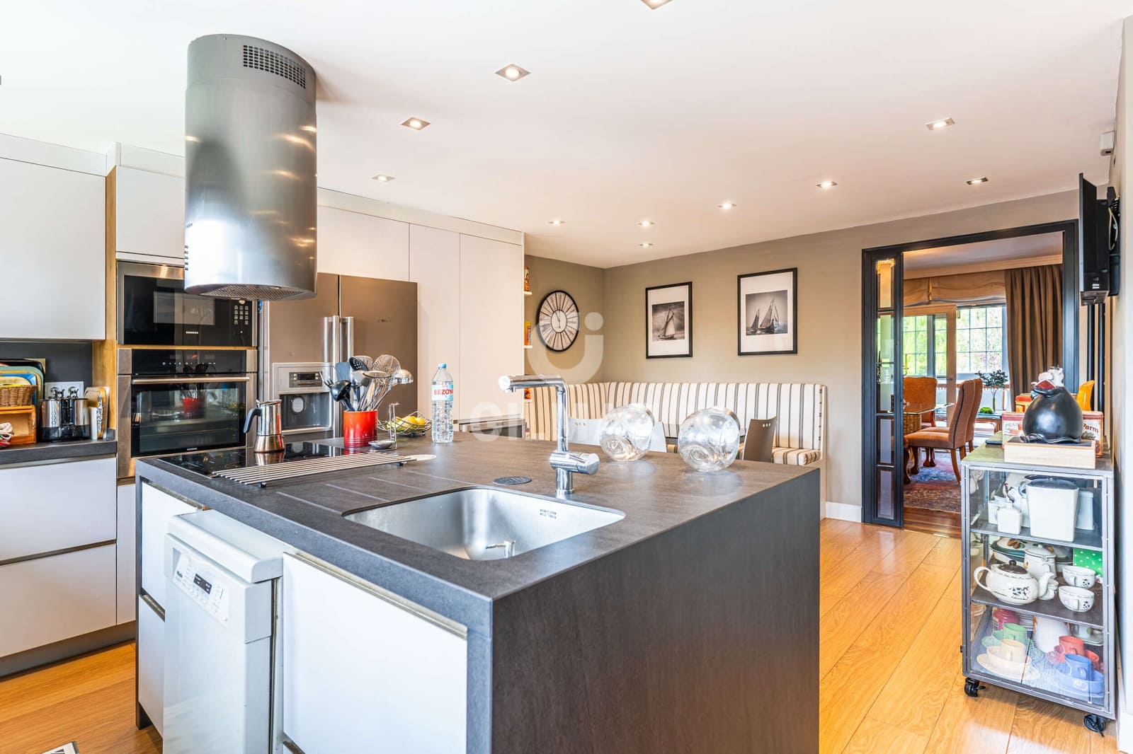 4 bedroom Terraced Villa for sale in Majadahonda with pool garage - € 1,620,000 (Ref: 9730496)