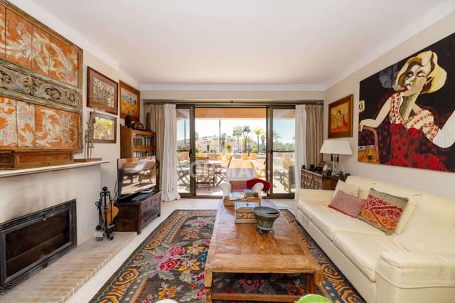 2 sovrum Lägenhet till salu i Nueva Atalaya, Estepona med pool garage - 435 000 € (Ref: 9731503)