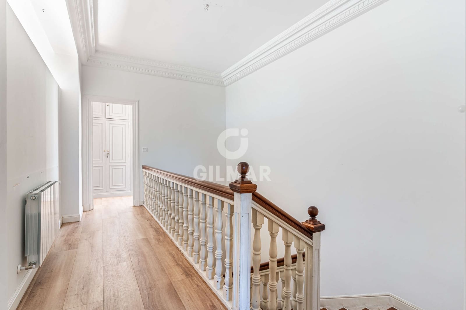 5 bedroom Villa for sale in Villanueva de la Canada with garage - € 1,750,000 (Ref: 9733628)