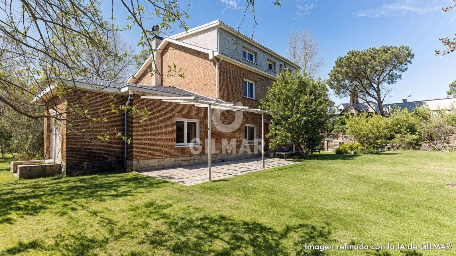 5 bedroom Villa for sale in Villanueva de la Canada with garage - € 1,750,000 (Ref: 9733628)