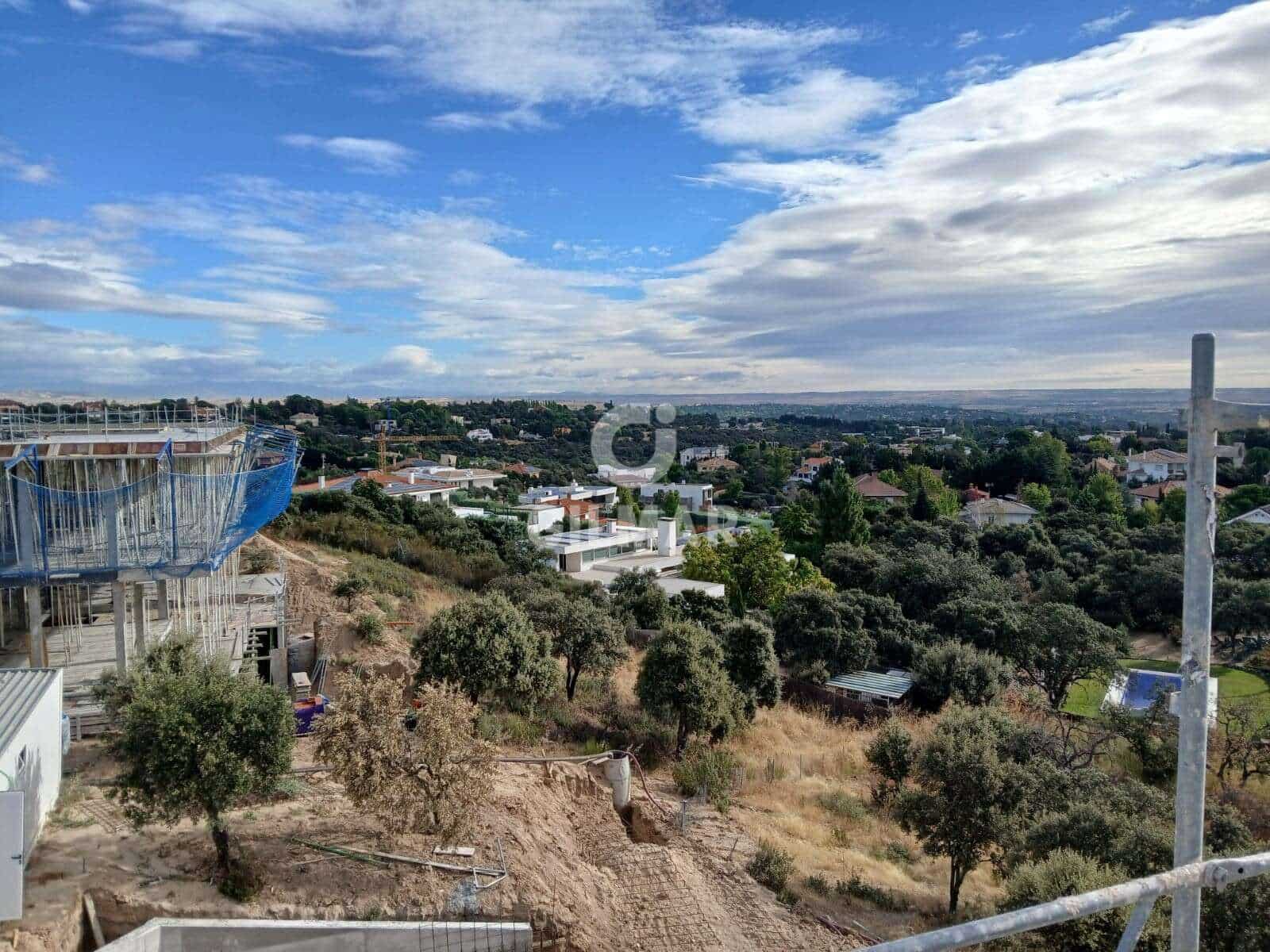 5 soveværelse Villa til salg i San Sebastian de los Reyes med swimmingpool garage - € 3.900.000 (Ref: 9733629)