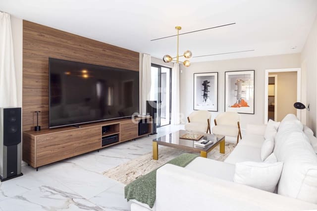 Chalet de 6 habitaciones en Benalmadena Costa, Benalmádena en venta con piscina garaje - 2.250.000 € (Ref: 9734061)