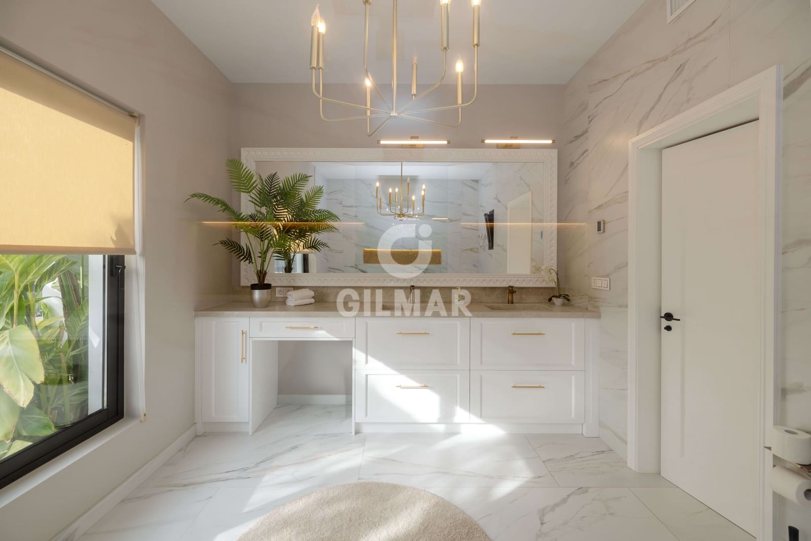 6 bedroom Villa for sale in Benalmadena Costa with pool garage - € 2,250,000 (Ref: 9734061)