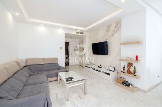 3 chambre Appartement à vendre à Altos de Estepona, Estepona avec piscine garage - 338 000 € (Ref: 9734063)