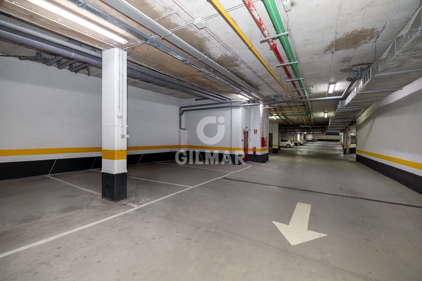 3 quarto Apartamento para venda em Estepona com piscina garagem - 338 000 € (Ref: 9734063)