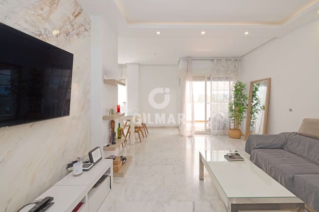 3 chambre Appartement à vendre à Altos de Estepona, Estepona avec piscine garage - 338 000 € (Ref: 9734063)