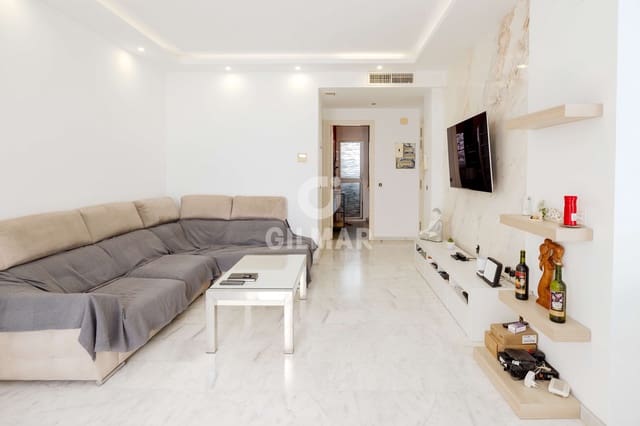 3 chambre Appartement à vendre à Altos de Estepona, Estepona avec piscine garage - 338 000 € (Ref: 9734063)