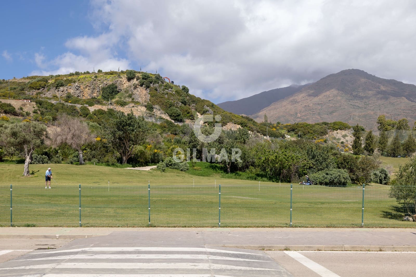 3 quarto Apartamento para venda em Estepona com piscina garagem - 338 000 € (Ref: 9734063)