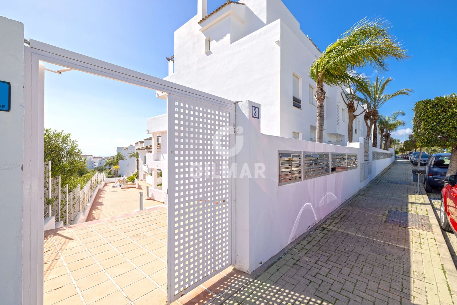 3 quarto Apartamento para venda em Estepona com piscina garagem - 338 000 € (Ref: 9734063)