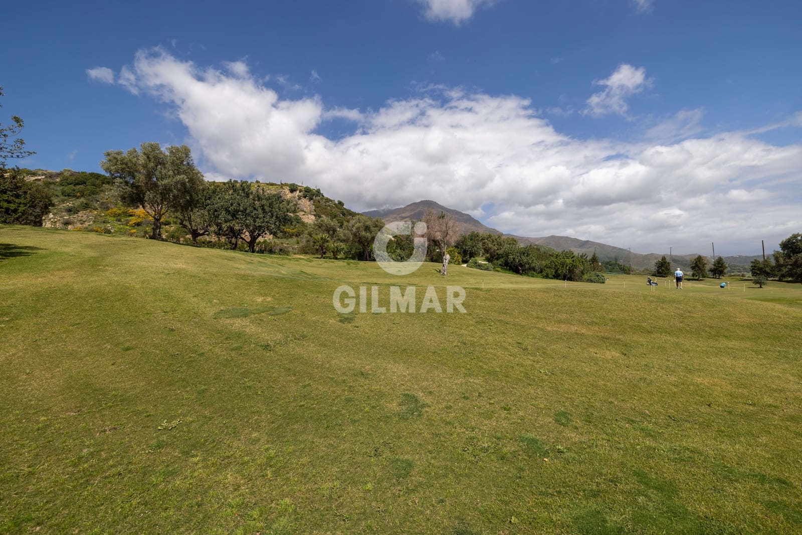 3 quarto Apartamento para venda em Estepona com piscina garagem - 338 000 € (Ref: 9734063)