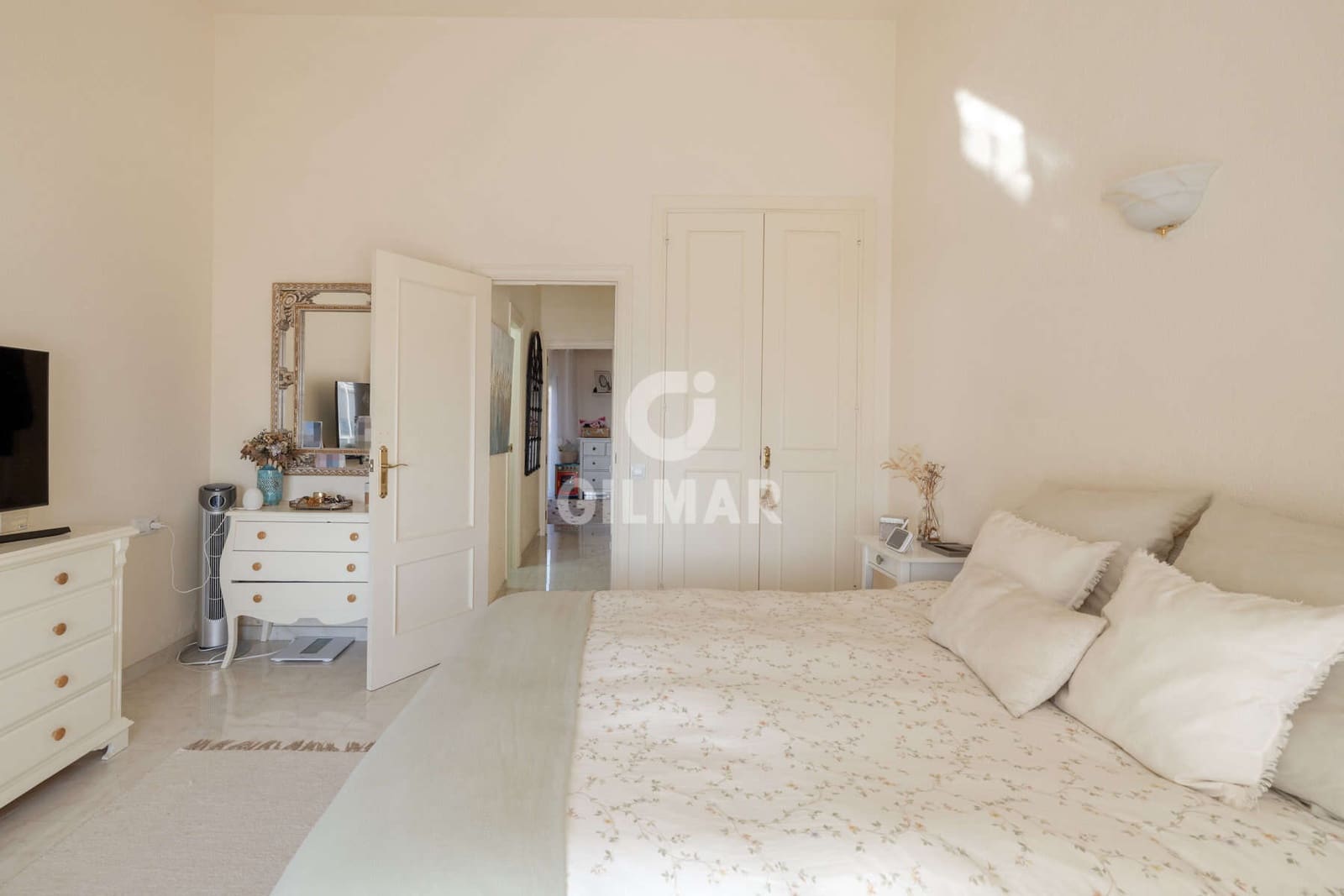 2 bedroom Terraced Villa for sale in Estepona - € 375,000 (Ref: 9735210)