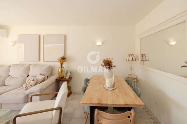 Adosado de 2 habitaciones en Puerto de Estepona, Estepona en venta - 375.000 € (Ref: 9735210)