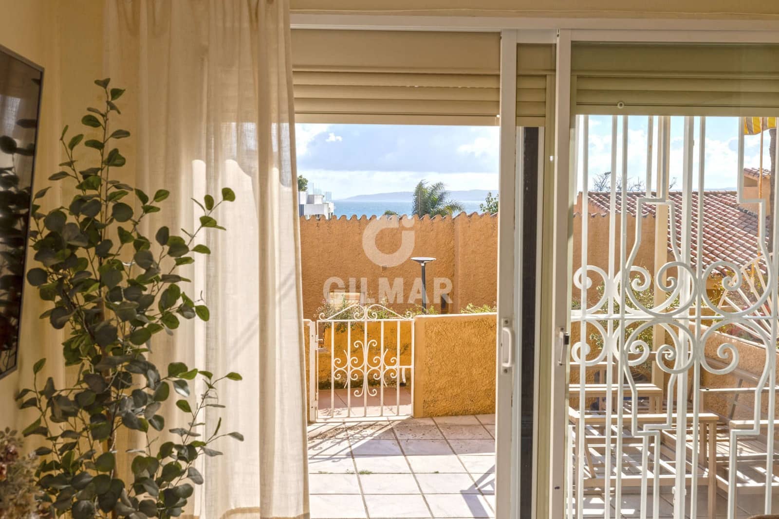 2 bedroom Terraced Villa for sale in Estepona - € 375,000 (Ref: 9735210)