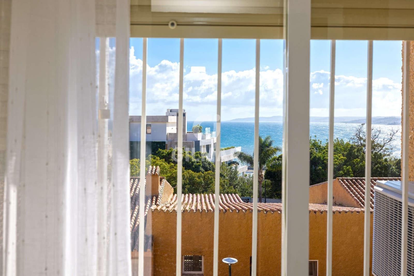 2 bedroom Terraced Villa for sale in Estepona - € 375,000 (Ref: 9735210)