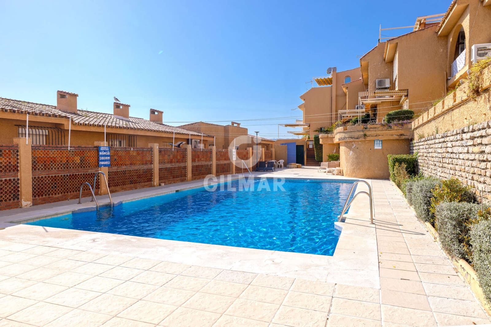 2 bedroom Terraced Villa for sale in Estepona - € 375,000 (Ref: 9735210)