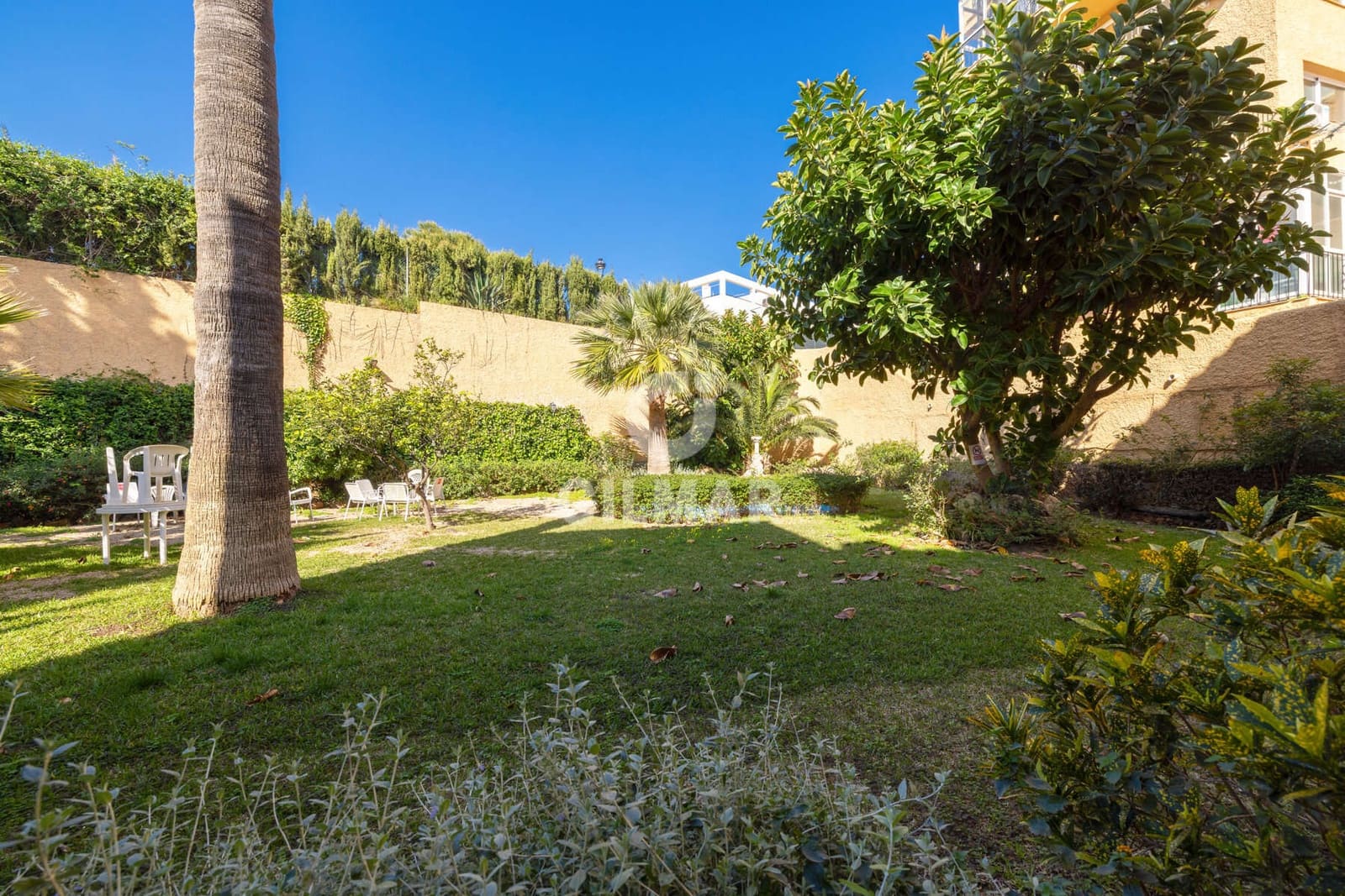 2 bedroom Terraced Villa for sale in Estepona - € 375,000 (Ref: 9735210)