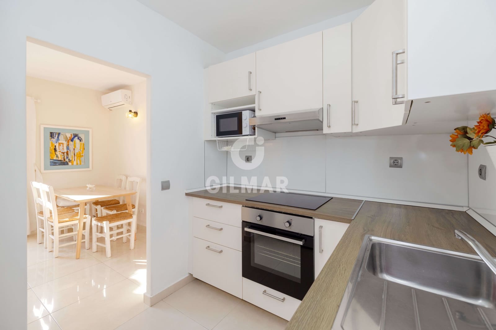 2 bedroom Flat for sale in Malaga city with garage - € 350,000 (Ref: 9737140)