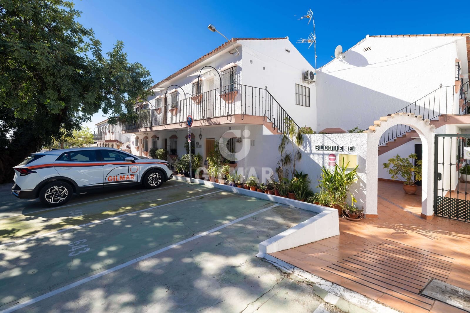 2 bedroom Flat for sale in Malaga city with garage - € 350,000 (Ref: 9737140)