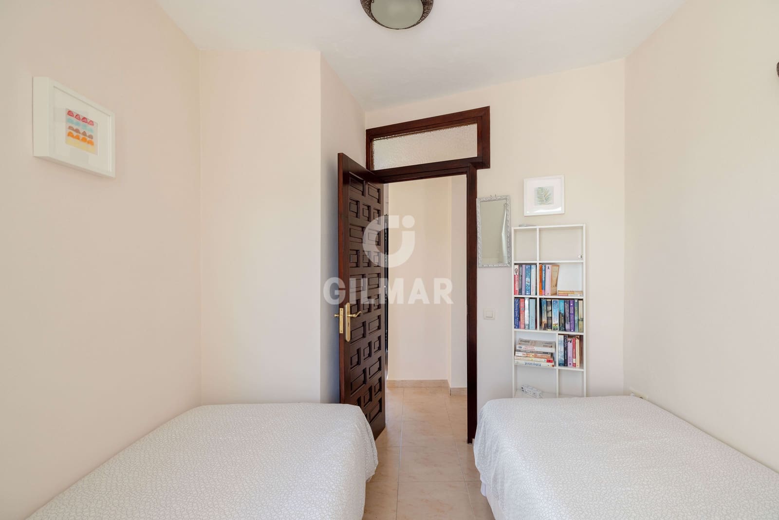 2 bedroom Flat for sale in Malaga city with garage - € 350,000 (Ref: 9737140)