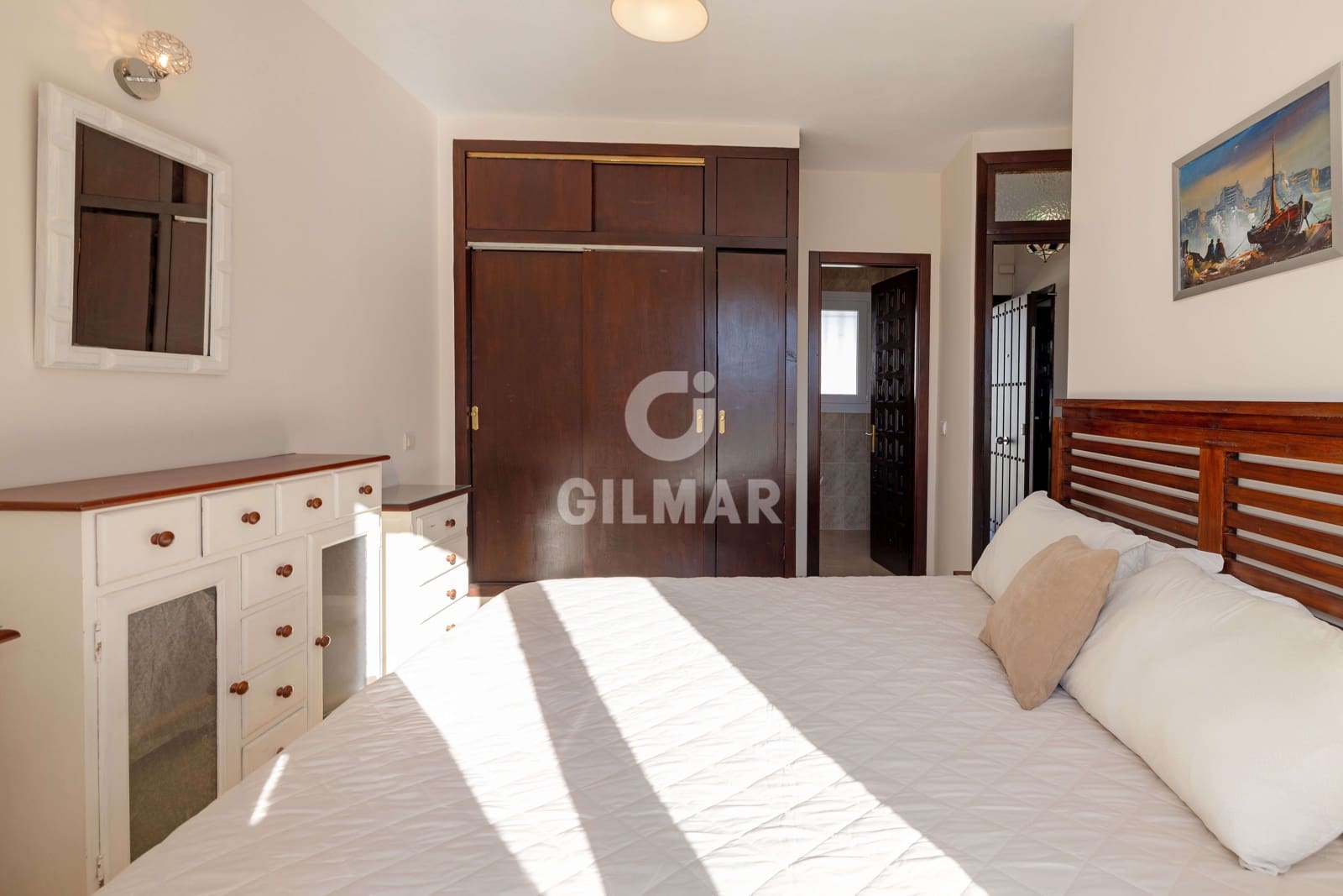 2 bedroom Flat for sale in Malaga city with garage - € 350,000 (Ref: 9737140)