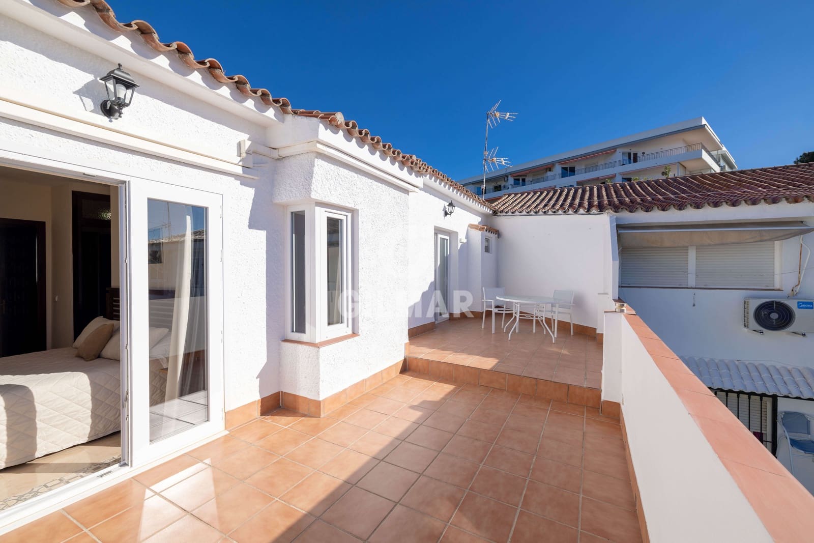 2 bedroom Flat for sale in Malaga city with garage - € 350,000 (Ref: 9737140)