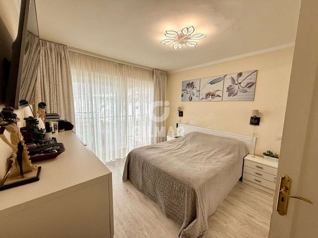 2 bedroom Flat for sale in Los Gigantes, Santiago del Teide - € 330,000 (Ref: 9737302)