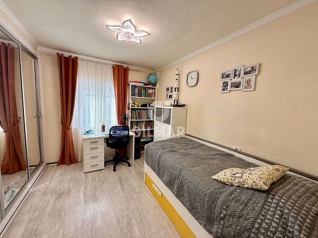 2 bedroom Flat for sale in Los Gigantes, Santiago del Teide - € 330,000 (Ref: 9737302)