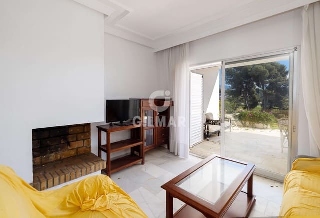 2 chambre Appartement à vendre à Las Brisas, Marbella avec piscine garage - 525 000 € (Ref: 9747333)