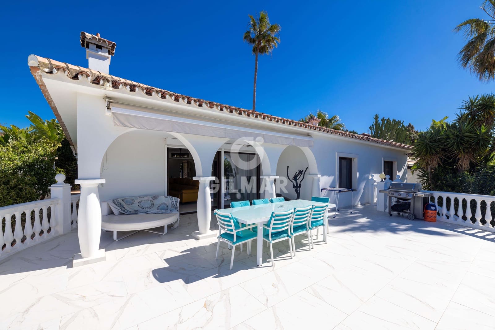 7 soverom Villa til salgs i Rio Real med svømmebasseng garasje - € 1 595 000 (Ref: 9747334)