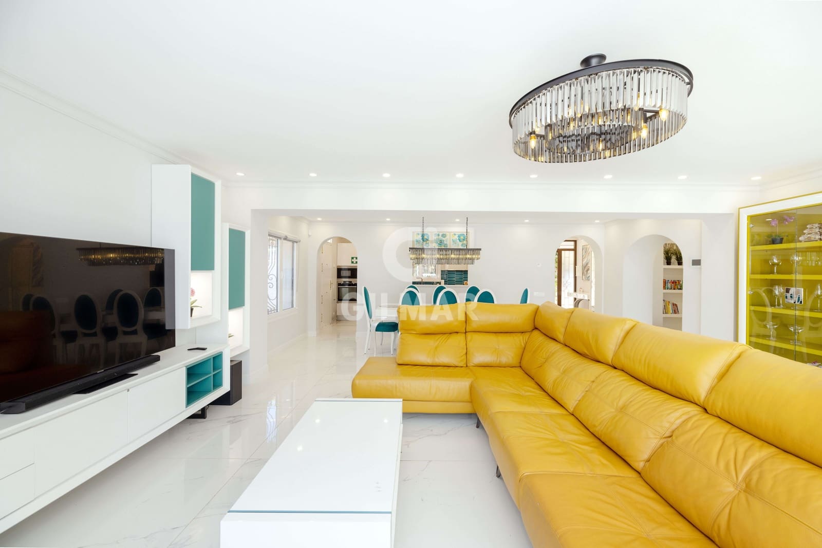 7 soverom Villa til salgs i Rio Real med svømmebasseng garasje - € 1 595 000 (Ref: 9747334)